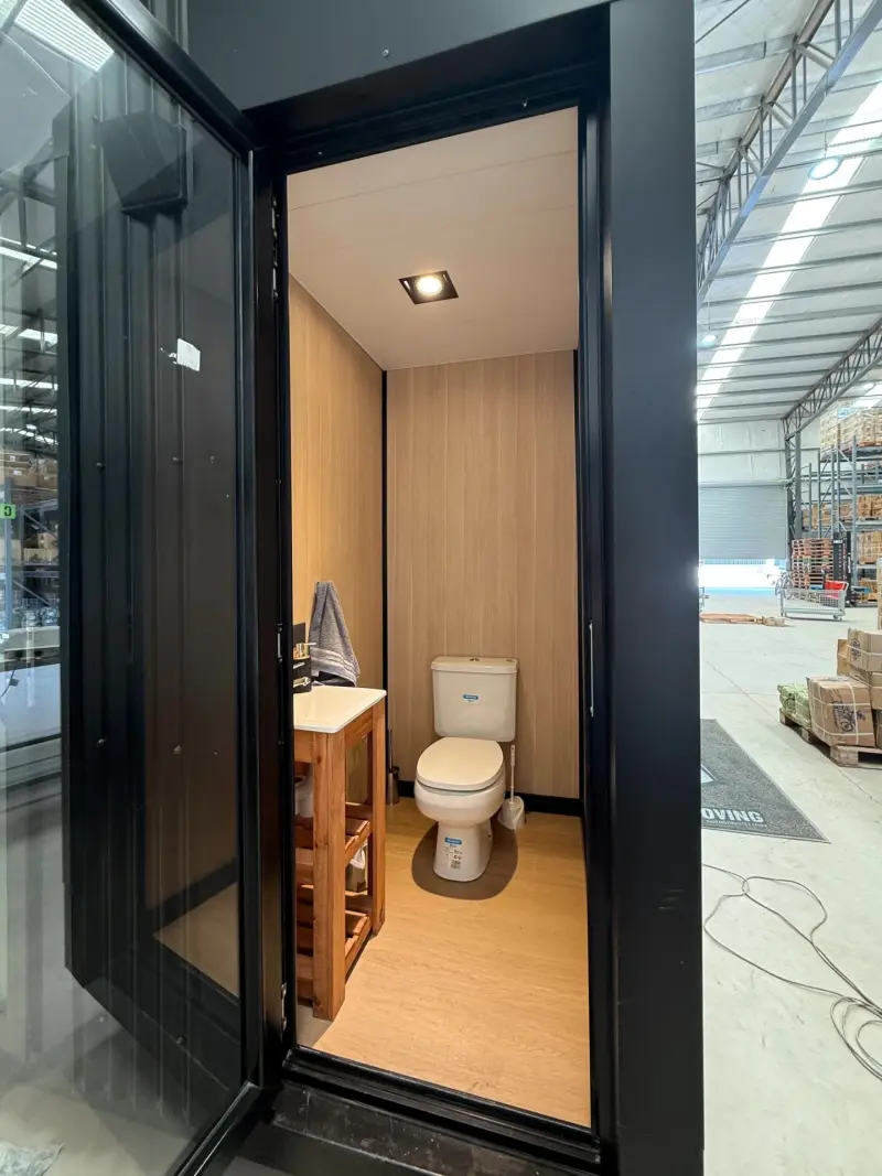 Baño interior del módulo CKM Parts